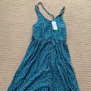 Roxy mid length dress size large